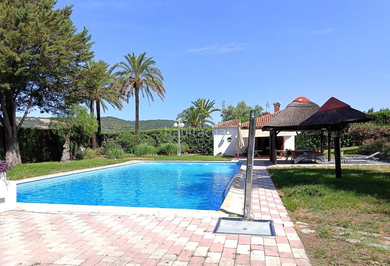 Foto 833a987a-74c2-4386-a2bc-ff183ea0c805. Xalet amb aparcament piscina a Bosque (El)