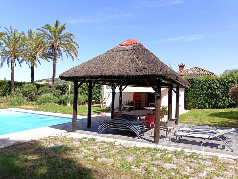 Foto bcb8024f-b287-45f8-9ef0-d65d55bd5500. Xalet amb aparcament piscina a Bosque (El)