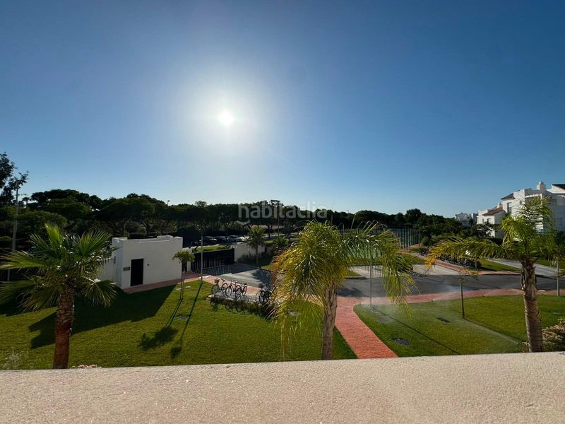 Foto 05a00003-858e-4a87-acea-f2b9cfedc11f. Pis amb calefacció aparcament piscina a Las Tres Piedras - Costa Ballena Chipiona