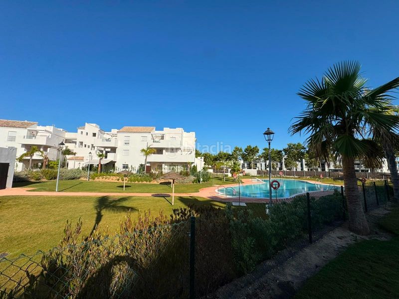 Foto b1818a05-d33d-44ac-a6fb-a70b8a6cee78. Pis amb calefacció aparcament piscina a Las Tres Piedras - Costa Ballena Chipiona