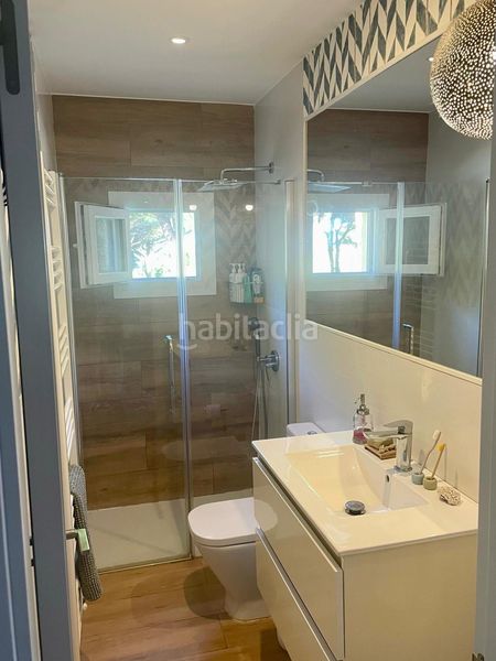 Foto ab55d4ad-8bba-4775-a9d0-d90e2ca9f2fc. Casa adossada amb aparcament piscina a Novo Sancti Petri Chiclana de la Frontera