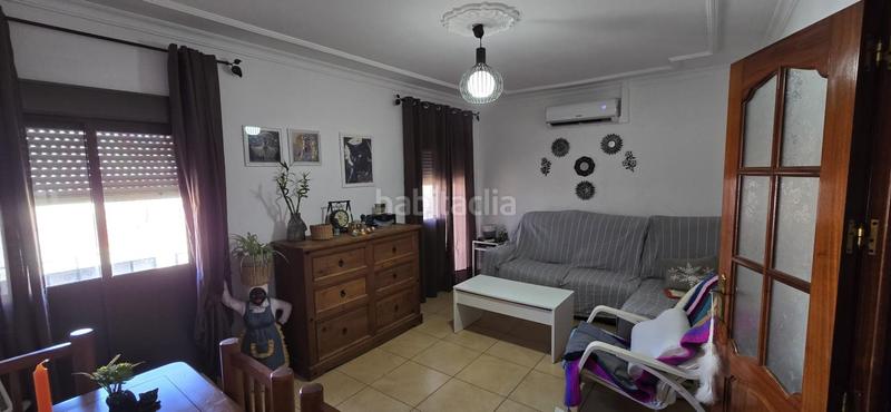Foto e8cb0093-1dc1-4cdd-a46b-8cab4ec6bb63. Casa amb aparcament a Mondejar-Junquillos Línea de la Concepción (La)