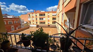 Pis a Centro-San Felipe-Huerta Fava. Amplio piso cerca del centro de la línea