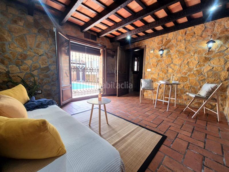 Foto d878d4b8-1b3d-45dd-880a-c337d92eae39. Chalet una casa con encanto rústico y lista para entrar a vivir en Algeciras