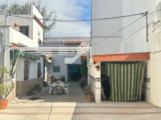 Chalet en San Pedro-Gabriel Miró-María Guerrero. Multivivienda urbana en parcela de 1234m en zona gabriel miró