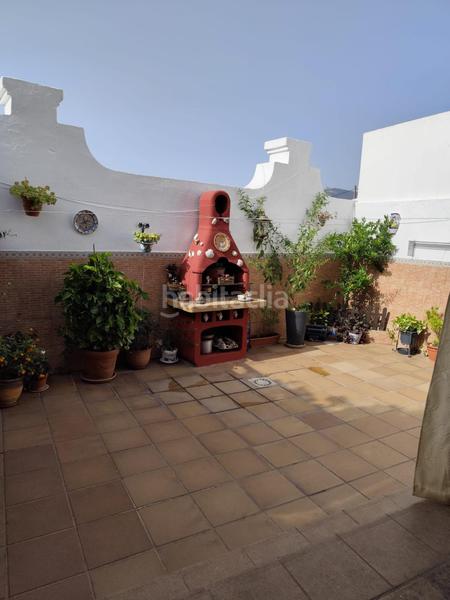 Foto 4913a7dd-3fba-4eea-b788-b1bba7994d04. Casa adosada adosado con encanto y luz natural en ubicación tranquila! en Algeciras
