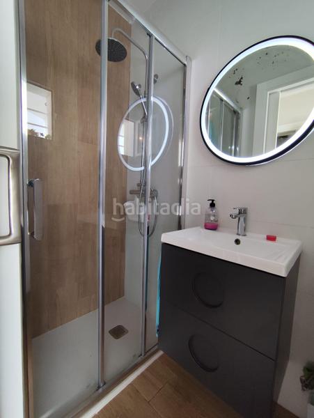 Foto b6e04e97-587a-4fc9-8949-78a0439ec9b7. Casa adosada adosado con encanto y luz natural en ubicación tranquila! en Algeciras