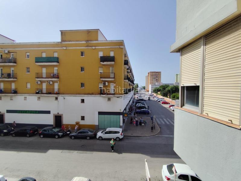 Foto a145b753-492b-4953-80de-06f0e9009d4b. Piso amplio piso en calle andalucía en Mondejar-Junquillos Línea de la Concepción (La)