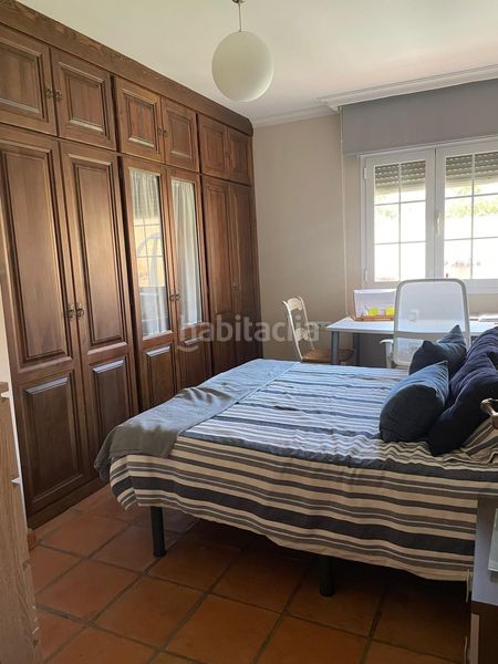 Foto 1518ef45-d595-4039-9aa1-7edc7d683875. Xalet amb aparcament piscina a El Rinconcillo Algeciras