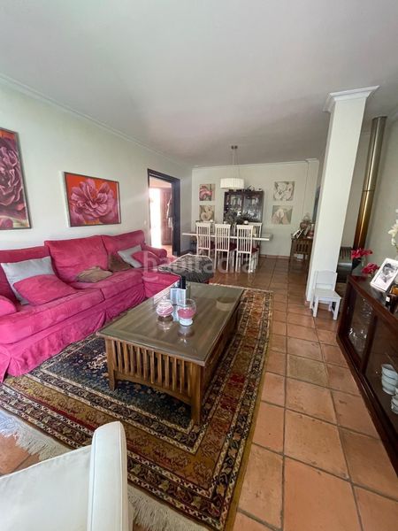 Foto cd45a607-8770-4293-884c-b9802f575674. Xalet amb aparcament piscina a El Rinconcillo Algeciras