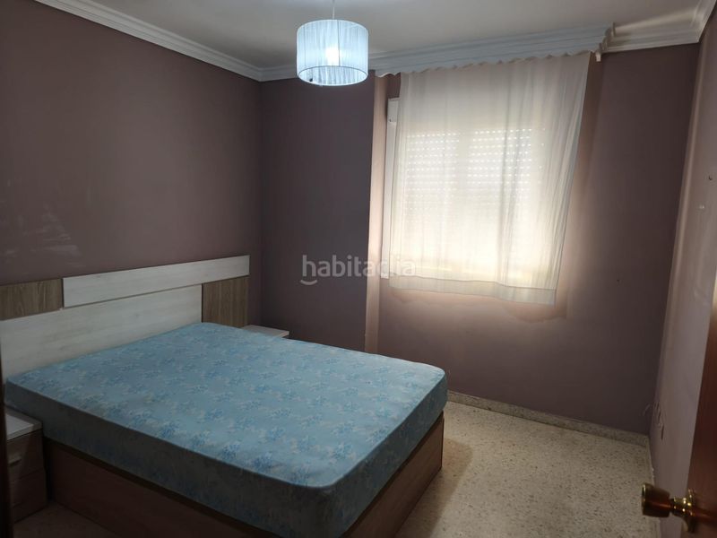 Foto 4f272c11-dc1f-4eca-bdcd-4f99e1014cc9. Pis amb aparcament a El Rinconcillo Algeciras