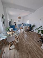 Maison jumelée à Puente Mayorga-Campamento. Vivienda de diseño con solárium y vistas a la bahía de algeciras