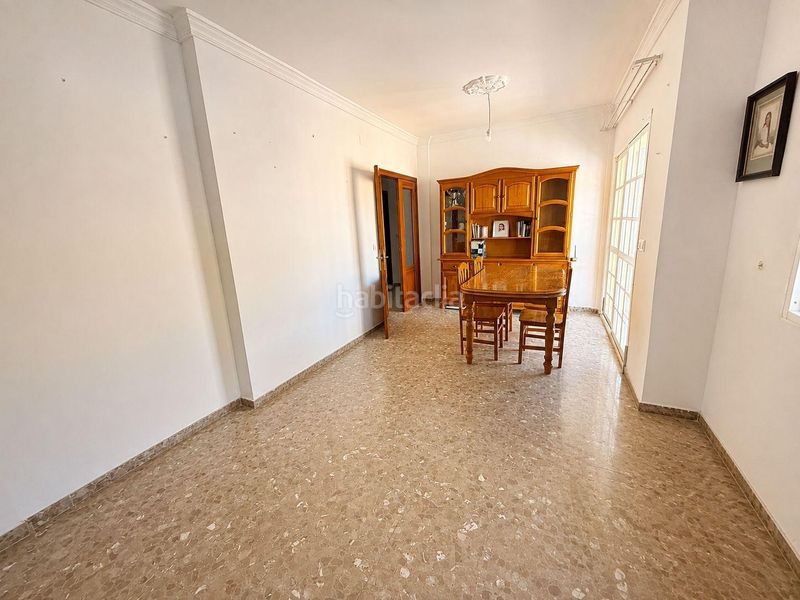 Foto 19c99216-88c4-4ef7-82b9-8a98906468c1. Semi detached house with parking in El Rinconcillo Algeciras