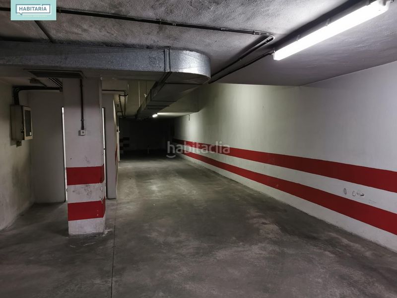 Foto ceecb195-4a61-4082-aeb7-811683c2dd9e. Aparcament cotxe a El Ejido Málaga