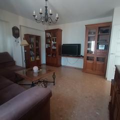 Reihenhaus in Montilla. Preciosa casa en muy buena zona de montilla con posibilidad de p