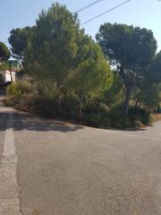 Terreny residencial a L´Estartit Poble. Bonito solar edificable situado en roca maura