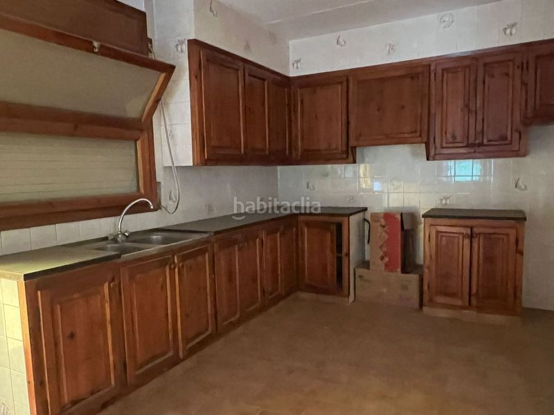 Foto 0ab6b154-013f-436f-95c6-f1b10c0e0a1c. Casa  de pueblo por reformar en la tallada dempordà en Tallada d´Empordà (La)