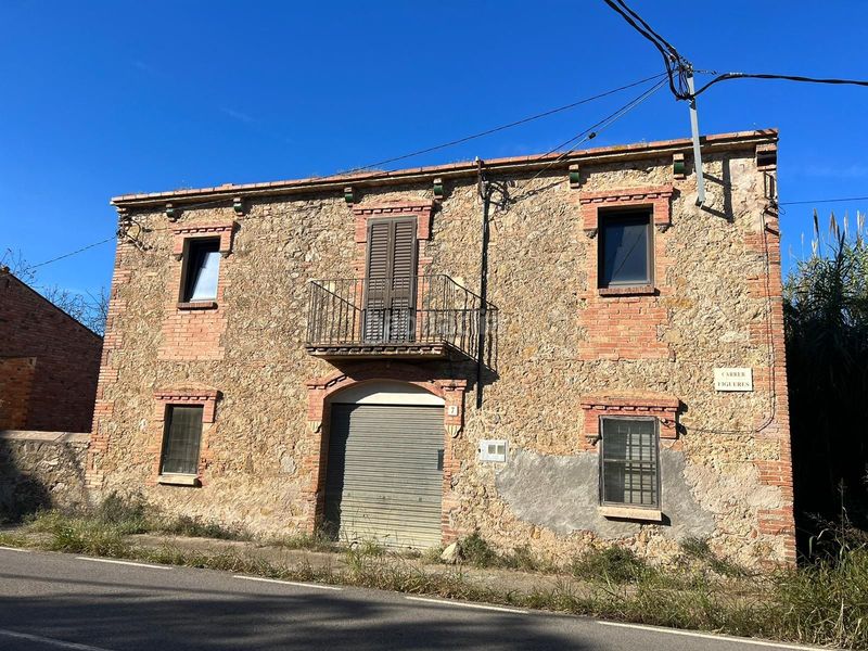 Foto d10ccfdd-d132-472c-bda3-217baa1090d7. Casa  de pueblo por reformar en la tallada dempordà en Tallada d´Empordà (La)