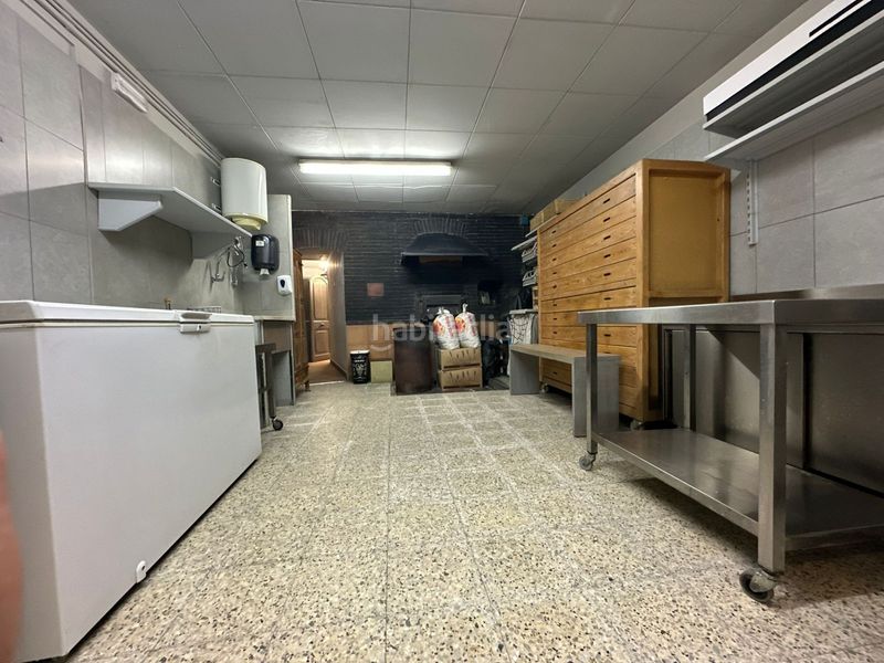 Foto 8d875198-fdff-49d5-bb56-10141e6d4d02. Local comercial en l´Estartit poble Estartit