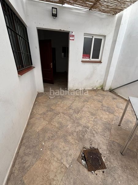 Foto c7ad285f-0682-44eb-9557-45cfa9f5a29f. Casa a La Banda - Campo de Fútbol Chiclana de la Frontera