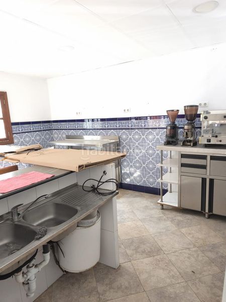 Foto e6680770-a33d-4016-8608-58658f8d1745. Casa a La Banda - Campo de Fútbol Chiclana de la Frontera