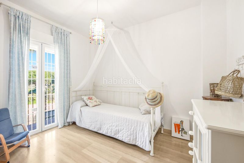 Foto 000be417-f966-4e9d-aab0-9bf661ed56c6. Xalet amb aparcament piscina a Novo Sancti Petri Chiclana de la Frontera