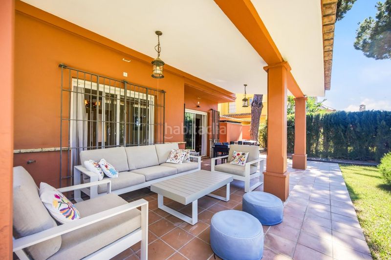 Foto aad5f8c1-23a6-4086-be1a-51ad07cccc55. Xalet amb aparcament piscina a Novo Sancti Petri Chiclana de la Frontera