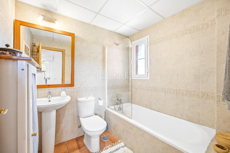 Foto e4828730-2d23-4b79-88db-3d970e60c1fc. Xalet amb aparcament piscina a Novo Sancti Petri Chiclana de la Frontera