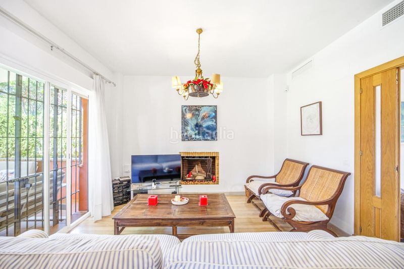 Foto fb790b6e-1d3d-45c5-a3eb-af437b4d5094. Xalet amb aparcament piscina a Novo Sancti Petri Chiclana de la Frontera