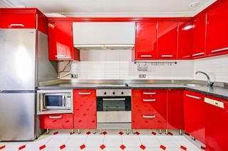 Appartamento in Núcleo urbano. Amplio y luminoso piso en la soledad