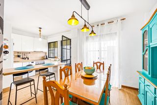 Apartament a Los Gallos. Adosado en urbanización privada  perfecto para tu familia!