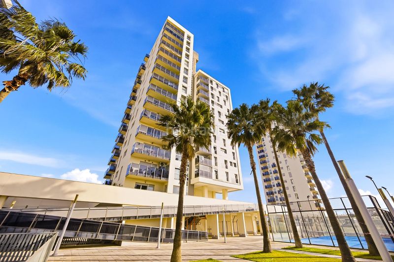 Foto b0aba536-acda-44c7-897c-1452b2739b38. Pis amb piscina a La Casería - San Carlos San Fernando