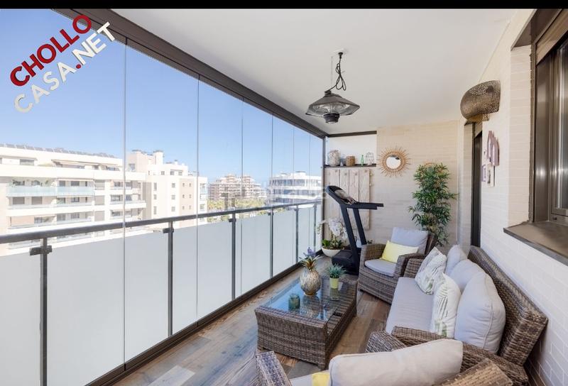 Foto 52ee6c26-2605-4fa3-8096-172996f75815. Piso en calle gad 12 fantastico piso en segunda linea de playa, en Los Álamos. en Torremolinos