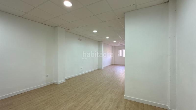 Foto ca7bcb34-55e3-496b-914c-b7b7da1f90fa. Local comercial a calle gonzález marín 14 a Cártama