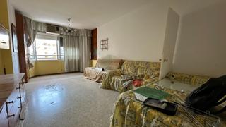 Pis a Calle eduardo aguilera romero 8. Estudio en venta en edificio lima