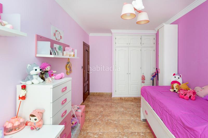 Foto 3f6c58f8-9d0d-4718-8549-e777f18423c0. Casa adosada adosado con excelente ubicación en San Miguel Armilla