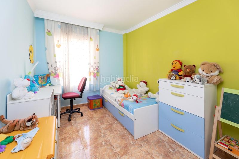 Foto b7cfe3ea-7860-4dc2-ab4c-ecc626848d2b. Casa adosada adosado con excelente ubicación en San Miguel Armilla