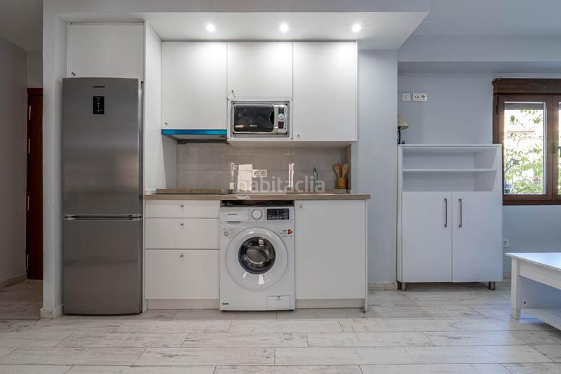 Foto 59c433c6-c8e4-460a-8eba-e46f32c10a58. Piso  centro en Fígares Granada