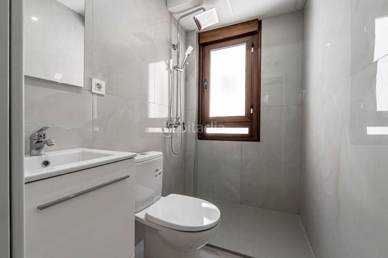 Foto b006f972-86ed-4846-b84f-d7436d2744af. Piso  centro en Fígares Granada