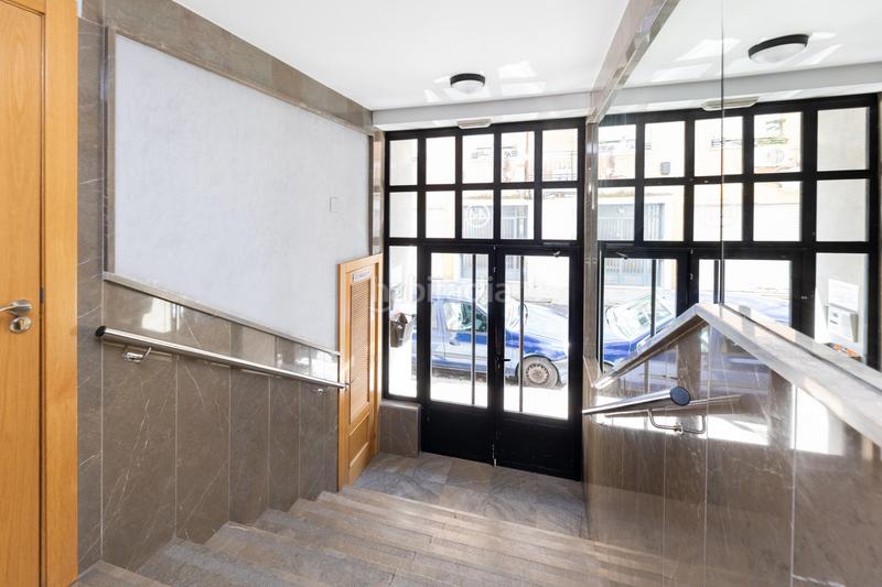 Foto b740093f-5058-4fd6-87f5-b0c28b972270. Pis amb calefacció aparcament a Barrio de Zaidín Granada