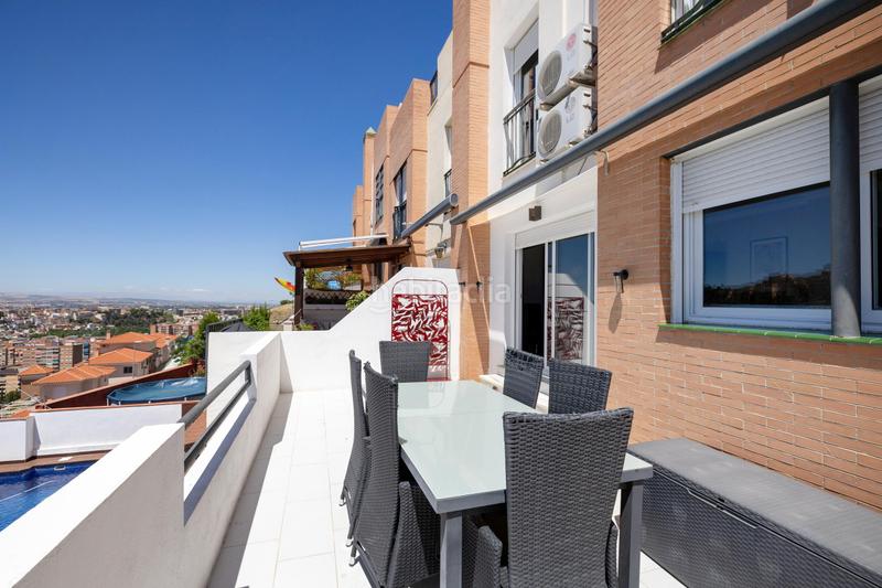 Foto 72257cd9-7adb-4fae-b606-30538a3e6b9f. Reihenhaus mit heizung parking pool in Crta. De la Sierra Granada