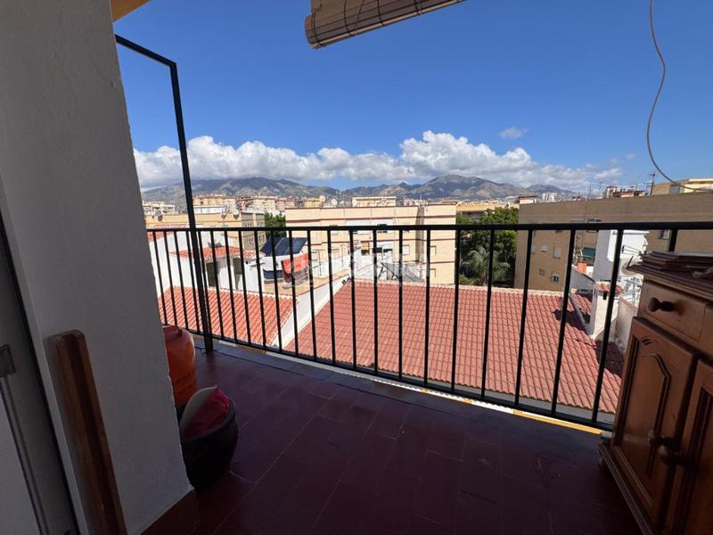 Foto 8ecb4f5d-b9a9-46ee-8cc3-983e7ebce5a2. Pis a Centro ciudad Fuengirola