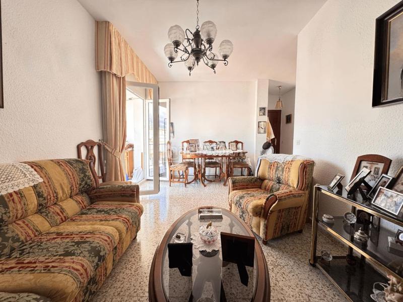 Foto a9f33748-969e-494d-92f3-8de35ffbfc7b. Pis a Centro ciudad Fuengirola