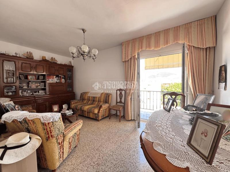 Foto e703da02-3d3a-4725-9284-b0a1fa886919. Pis a Centro ciudad Fuengirola