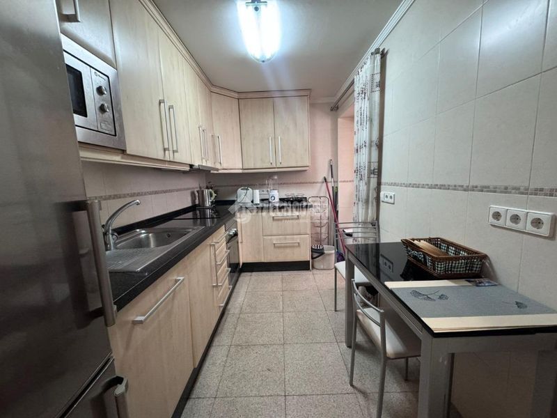 Foto 2a1b58f8-bb43-4c94-8289-d21b08168075. Rent flat with parking in Centro ciudad Fuengirola