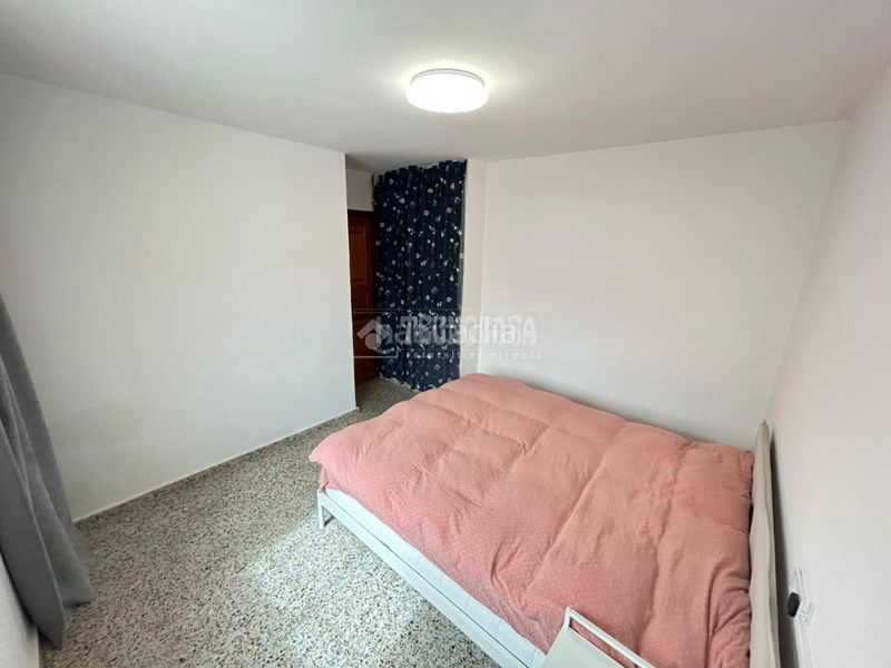 Foto 01de9bee-e034-46bd-a118-56db5eb449ff. Casa aparellada amb aparcament a Centro ciudad Fuengirola