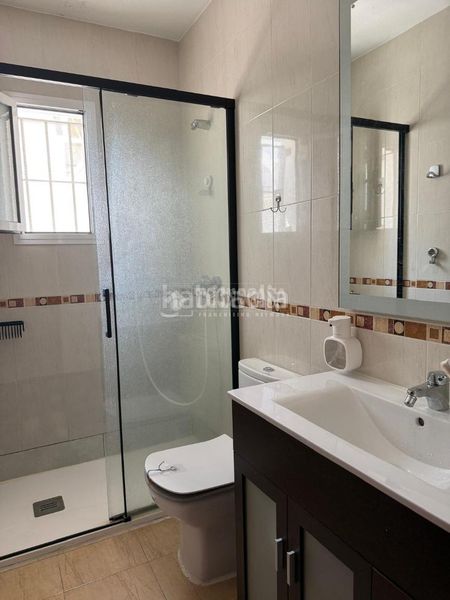 Foto 59e9238b-06c0-4a5f-8a26-0889f4044332. Casa aparellada amb aparcament a Centro ciudad Fuengirola