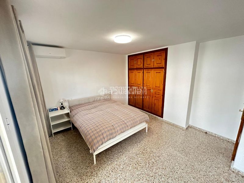 Foto 8daa9243-7479-4a5a-8d21-480bf222f6a2. Casa aparellada amb aparcament a Centro ciudad Fuengirola
