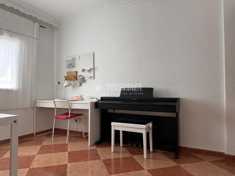 Foto 9ac559ce-c5ee-42a9-9591-6b1fac85dedf. Casa aparellada amb aparcament a Centro ciudad Fuengirola