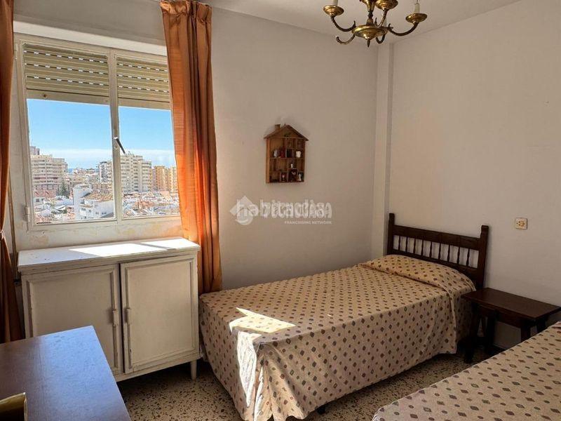 Foto feed02d2-1e79-441a-bfd9-c9e4fd2fe727. Pis a Centro ciudad Fuengirola